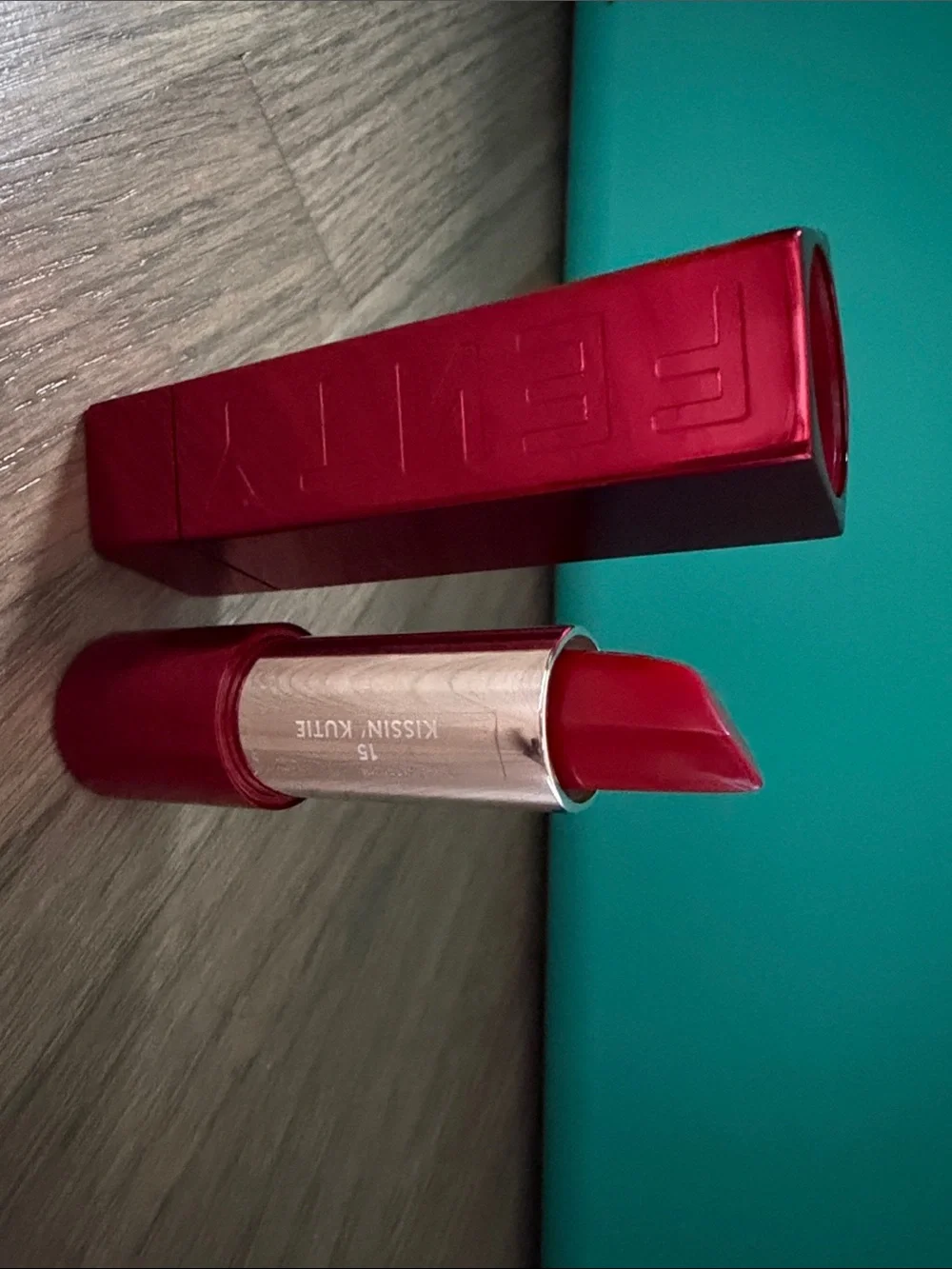 Fenty Beauty rosy portable danc’r